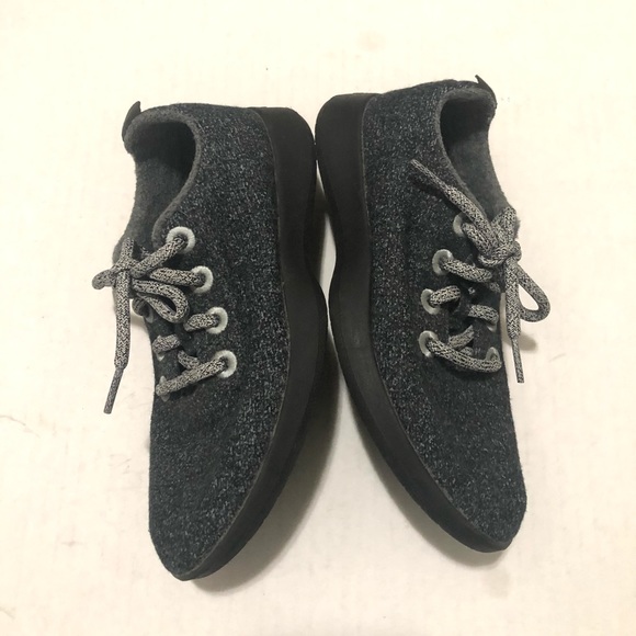 Allbirds The Wool Runners in Dark Gray color size W6 - Picture 5 of 11